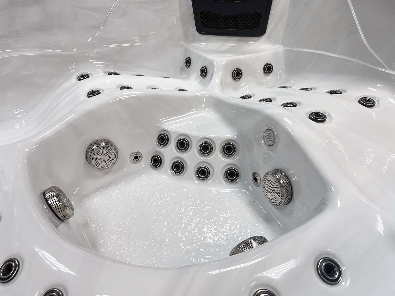 Гидромассажный Спа-Бассейн Jazzi Pool 333E Eldorado Wi-Fi (рис.8) Гидромассажный Спа-Бассейн Jazzi Pool 333E Eldorado Wi-Fi (рис.8)