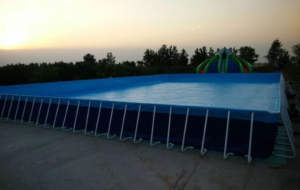 Сборный летний бассейн для мероприятий 20 x 25 x 1,32 метра (рис.1)